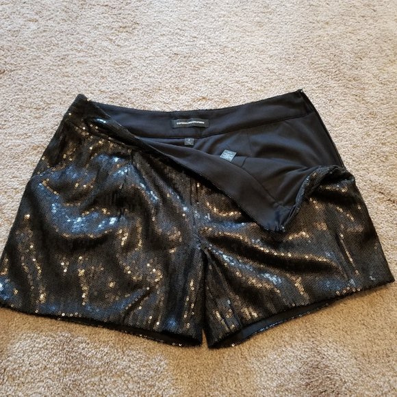 Express Black Sequin Shorts, Size 2 - Picture 6 of 14